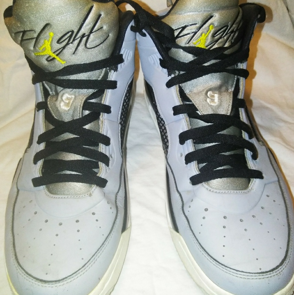 Nike Flights